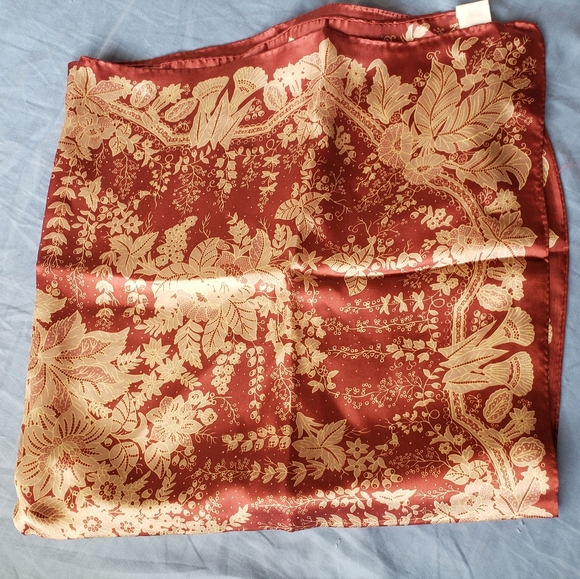 Vintage Silk Scarf - Picture 5 of 5